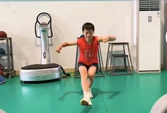亚洲一区免费观看